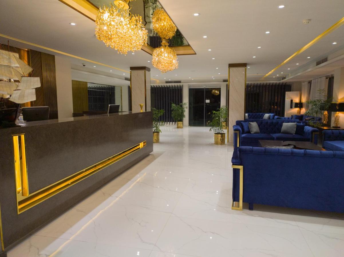 Envoy Continental Hotel Islamabad Exterior foto
