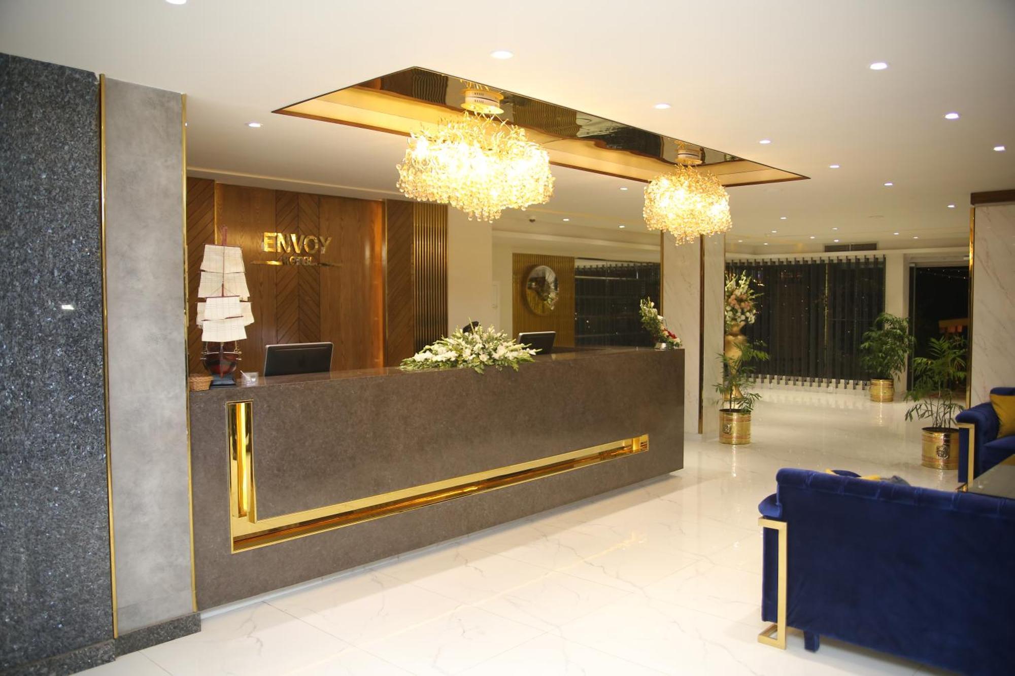 Envoy Continental Hotel Islamabad Exterior foto